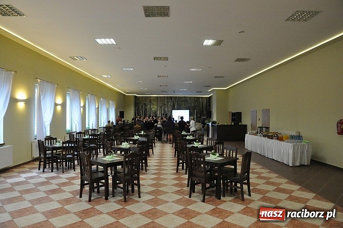 Zdjęcie w galerii na portalu naszraciborz.pl: Buk w Rudach ma nowe życie. Kiedyś ośrodek wypoczynkowy, dziś dom seniora wiadomości z regionu