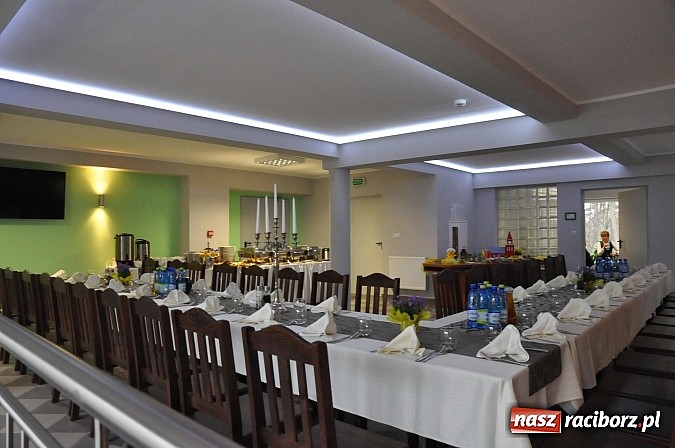 Zdjęcie w galerii na portalu naszraciborz.pl: Buk w Rudach ma nowe życie. Kiedyś ośrodek wypoczynkowy, dziś dom seniora wiadomości z regionu