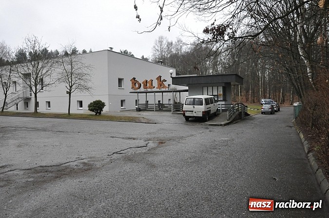 Zdjęcie w galerii na portalu naszraciborz.pl: Buk w Rudach ma nowe życie. Kiedyś ośrodek wypoczynkowy, dziś dom seniora wiadomości z regionu