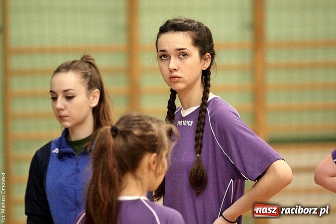 Zdjęcie w galerii na portalu naszraciborz.pl: Piłka Ręczna Dziewcząt Szk&oacute;ł Ponadgimnazjalnych wiadomości z regionu