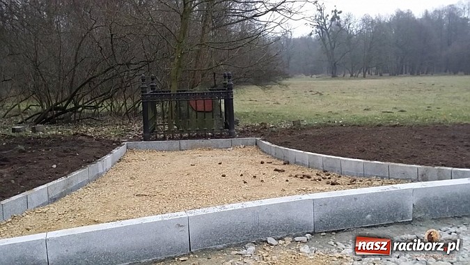 Zdjęcie w galerii na portalu naszraciborz.pl: Nowy trakt spacerowy przy starym opactwie w Rudach  wiadomości z regionu