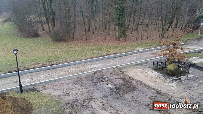 Zdjęcie w galerii na portalu naszraciborz.pl: Nowy trakt spacerowy przy starym opactwie w Rudach  wiadomości z regionu