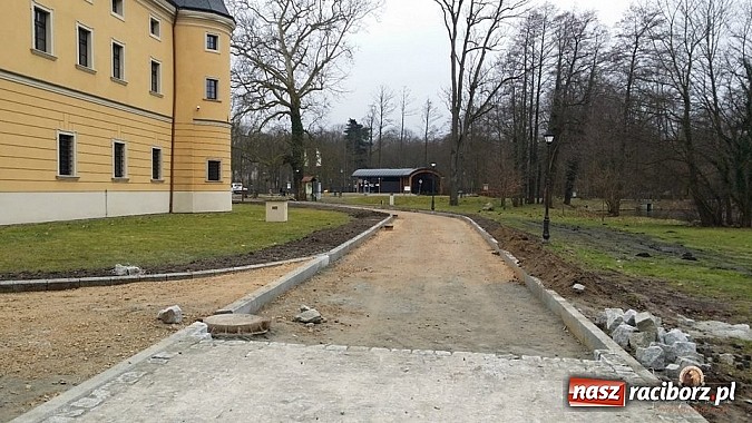 Zdjęcie w galerii na portalu naszraciborz.pl: Nowy trakt spacerowy przy starym opactwie w Rudach  wiadomości z regionu