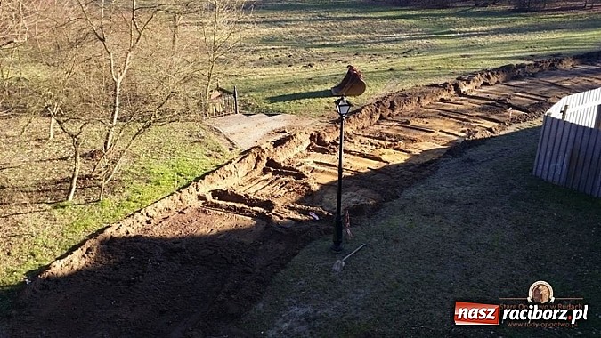 Zdjęcie w galerii na portalu naszraciborz.pl: Nowy trakt spacerowy przy starym opactwie w Rudach  wiadomości z regionu
