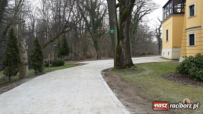 Zdjęcie w galerii na portalu naszraciborz.pl: Nowy trakt spacerowy przy starym opactwie w Rudach  wiadomości z regionu