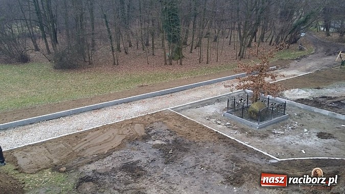 Zdjęcie w galerii na portalu naszraciborz.pl: Nowy trakt spacerowy przy starym opactwie w Rudach  wiadomości z regionu