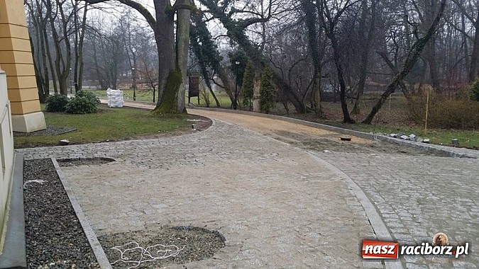 Zdjęcie w galerii na portalu naszraciborz.pl: Nowy trakt spacerowy przy starym opactwie w Rudach  wiadomości z regionu