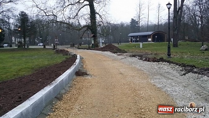 Zdjęcie w galerii na portalu naszraciborz.pl: Nowy trakt spacerowy przy starym opactwie w Rudach  wiadomości z regionu