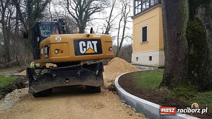 Zdjęcie w galerii na portalu naszraciborz.pl: Nowy trakt spacerowy przy starym opactwie w Rudach  wiadomości z regionu
