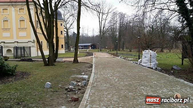 Zdjęcie w galerii na portalu naszraciborz.pl: Nowy trakt spacerowy przy starym opactwie w Rudach  wiadomości z regionu