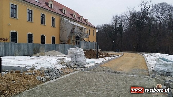 Zdjęcie w galerii na portalu naszraciborz.pl: Nowy trakt spacerowy przy starym opactwie w Rudach  wiadomości z regionu