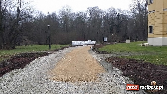 Zdjęcie w galerii na portalu naszraciborz.pl: Nowy trakt spacerowy przy starym opactwie w Rudach  wiadomości z regionu