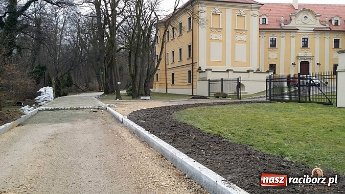 Zdjęcie w galerii na portalu naszraciborz.pl: Nowy trakt spacerowy przy starym opactwie w Rudach  wiadomości z regionu