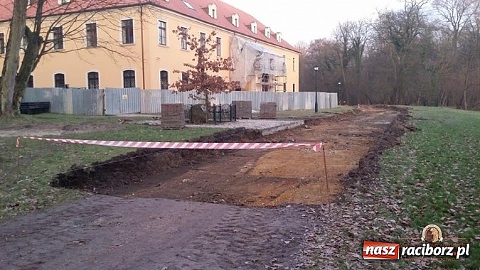 Zdjęcie w galerii na portalu naszraciborz.pl: Nowy trakt spacerowy przy starym opactwie w Rudach  wiadomości z regionu