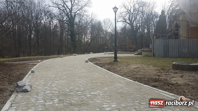 Zdjęcie w galerii na portalu naszraciborz.pl: Nowy trakt spacerowy przy starym opactwie w Rudach  wiadomości z regionu