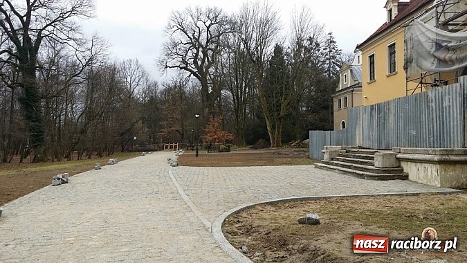 Zdjęcie w galerii na portalu naszraciborz.pl: Nowy trakt spacerowy przy starym opactwie w Rudach  wiadomości z regionu