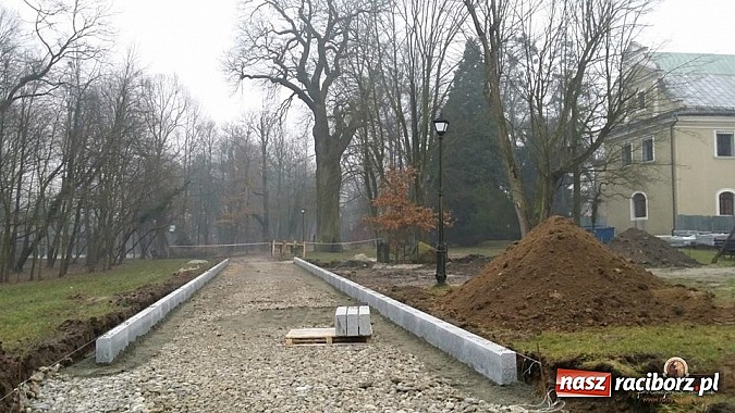 Zdjęcie w galerii na portalu naszraciborz.pl: Nowy trakt spacerowy przy starym opactwie w Rudach  wiadomości z regionu