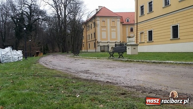 Zdjęcie w galerii na portalu naszraciborz.pl: Nowy trakt spacerowy przy starym opactwie w Rudach  wiadomości z regionu