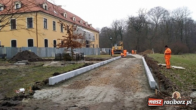 Zdjęcie w galerii na portalu naszraciborz.pl: Nowy trakt spacerowy przy starym opactwie w Rudach  wiadomości z regionu