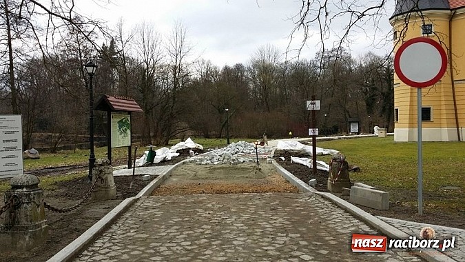 Zdjęcie w galerii na portalu naszraciborz.pl: Nowy trakt spacerowy przy starym opactwie w Rudach  wiadomości z regionu