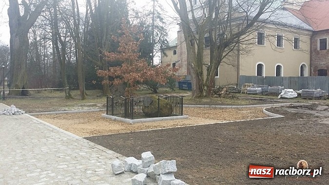 Zdjęcie w galerii na portalu naszraciborz.pl: Nowy trakt spacerowy przy starym opactwie w Rudach  wiadomości z regionu