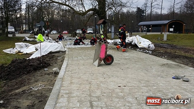 Zdjęcie w galerii na portalu naszraciborz.pl: Nowy trakt spacerowy przy starym opactwie w Rudach  wiadomości z regionu