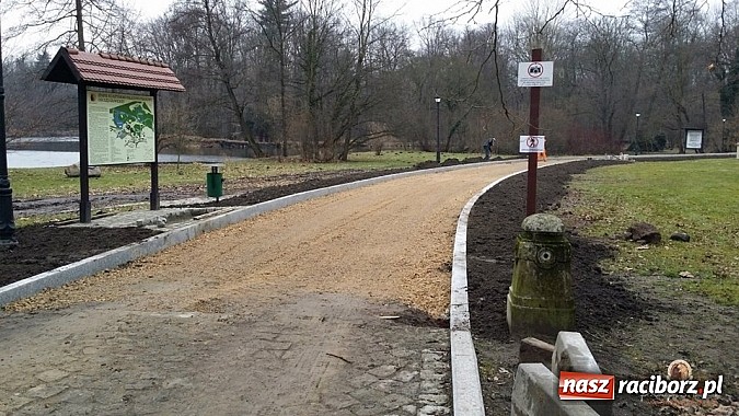 Zdjęcie w galerii na portalu naszraciborz.pl: Nowy trakt spacerowy przy starym opactwie w Rudach  wiadomości z regionu