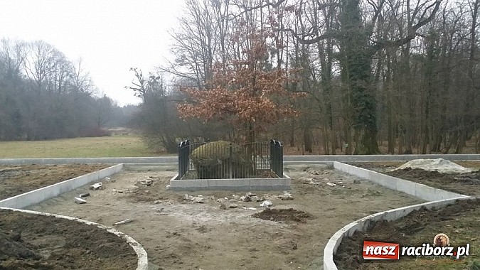 Zdjęcie w galerii na portalu naszraciborz.pl: Nowy trakt spacerowy przy starym opactwie w Rudach  wiadomości z regionu