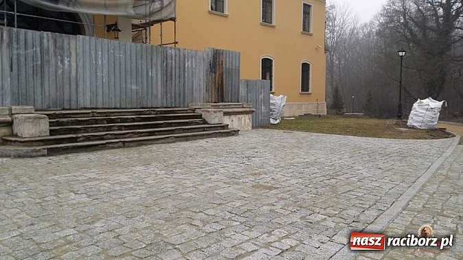 Zdjęcie w galerii na portalu naszraciborz.pl: Nowy trakt spacerowy przy starym opactwie w Rudach  wiadomości z regionu