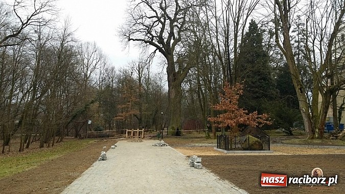 Zdjęcie w galerii na portalu naszraciborz.pl: Nowy trakt spacerowy przy starym opactwie w Rudach  wiadomości z regionu