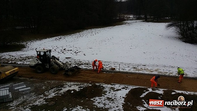 Zdjęcie w galerii na portalu naszraciborz.pl: Nowy trakt spacerowy przy starym opactwie w Rudach  wiadomości z regionu