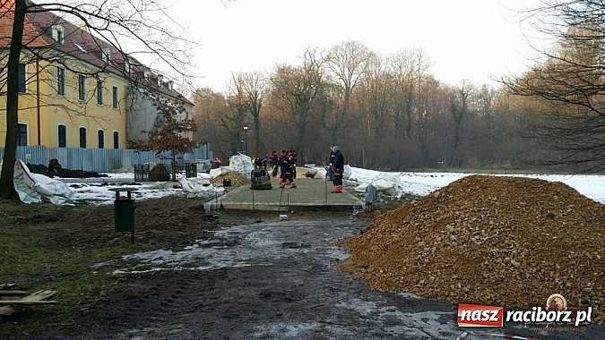 Zdjęcie w galerii na portalu naszraciborz.pl: Nowy trakt spacerowy przy starym opactwie w Rudach  wiadomości z regionu