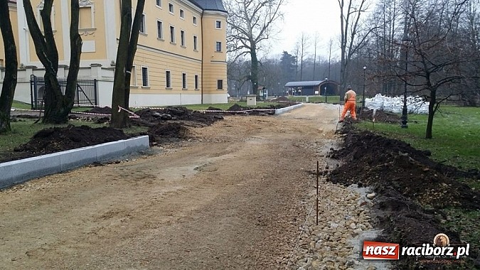 Zdjęcie w galerii na portalu naszraciborz.pl: Nowy trakt spacerowy przy starym opactwie w Rudach  wiadomości z regionu