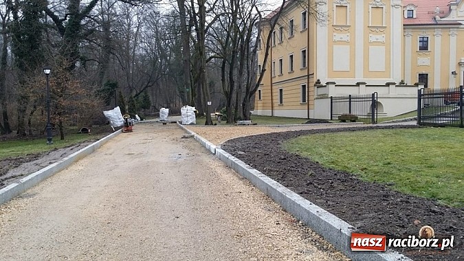 Zdjęcie w galerii na portalu naszraciborz.pl: Nowy trakt spacerowy przy starym opactwie w Rudach  wiadomości z regionu