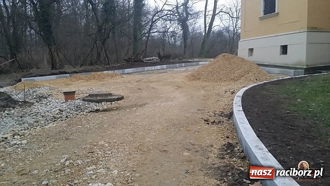 Zdjęcie w galerii na portalu naszraciborz.pl: Nowy trakt spacerowy przy starym opactwie w Rudach  wiadomości z regionu