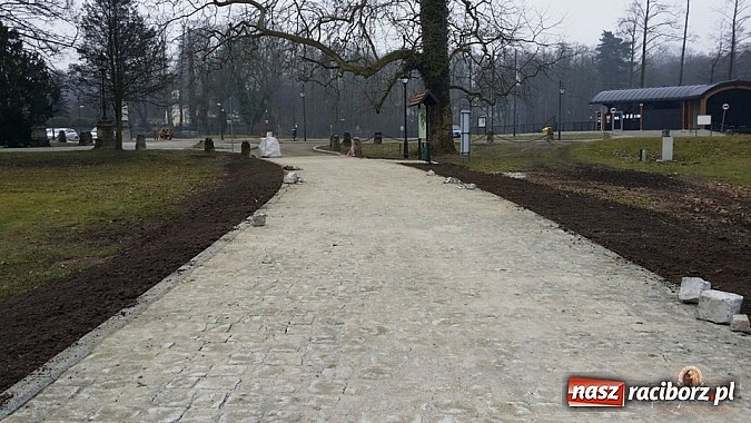 Zdjęcie w galerii na portalu naszraciborz.pl: Nowy trakt spacerowy przy starym opactwie w Rudach  wiadomości z regionu