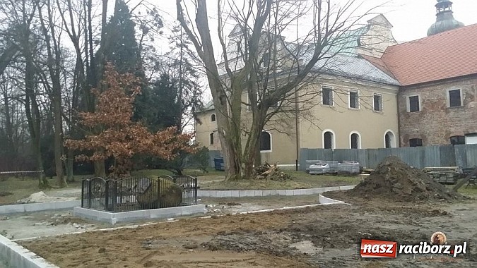 Zdjęcie w galerii na portalu naszraciborz.pl: Nowy trakt spacerowy przy starym opactwie w Rudach  wiadomości z regionu