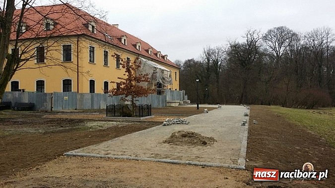 Zdjęcie w galerii na portalu naszraciborz.pl: Nowy trakt spacerowy przy starym opactwie w Rudach  wiadomości z regionu