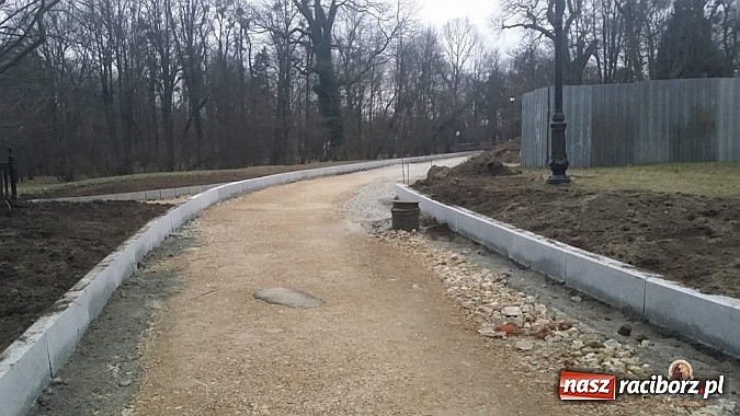 Zdjęcie w galerii na portalu naszraciborz.pl: Nowy trakt spacerowy przy starym opactwie w Rudach  wiadomości z regionu