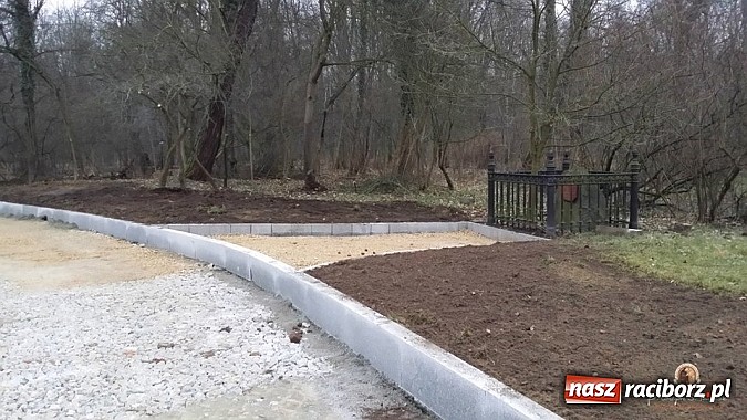 Zdjęcie w galerii na portalu naszraciborz.pl: Nowy trakt spacerowy przy starym opactwie w Rudach  wiadomości z regionu