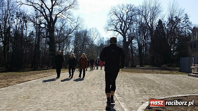 Zdjęcie w galerii na portalu naszraciborz.pl: Nowy trakt spacerowy przy starym opactwie w Rudach  wiadomości z regionu