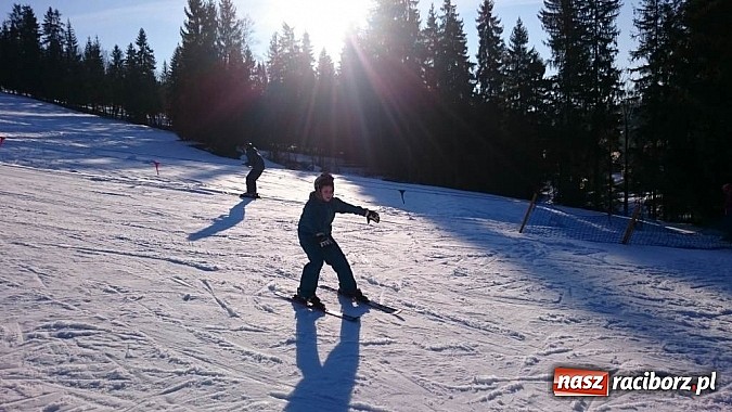 Zdjęcie w galerii na portalu naszraciborz.pl: Uczniowie z Pawłowa wyjechali na narty  wiadomości z regionu