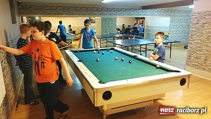 Zdjęcie w galerii na portalu naszraciborz.pl: Uczniowie z Pawłowa wyjechali na narty  wiadomości z regionu