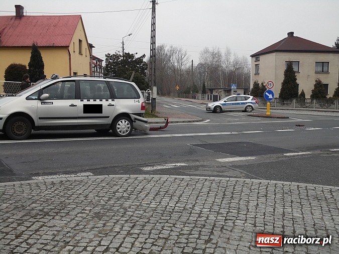 Zdjęcie w galerii na portalu naszraciborz.pl: Nie ustąpił pierwszeństwa i uderzył w samochód!  wiadomości z regionu