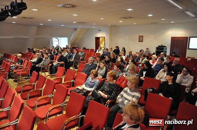 Zdjęcie w galerii na portalu naszraciborz.pl: Centra kształcenia zawodowego i ustawicznego receptą na słabsze nabory z powodu niżu. Budowlanka, Ekonomik i ZSZ razem wiadomości z regionu