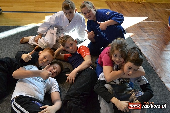 Zdjęcie w galerii na portalu naszraciborz.pl: Dobra passa najmłodszych Łamatorów  wiadomości z regionu