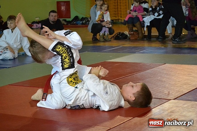 Zdjęcie w galerii na portalu naszraciborz.pl: Dobra passa najmłodszych Łamatorów  wiadomości z regionu