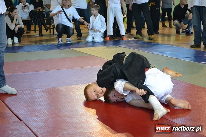 Zdjęcie w galerii na portalu naszraciborz.pl: Dobra passa najmłodszych Łamatorów  wiadomości z regionu