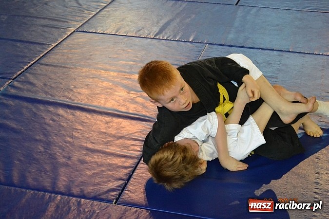 Zdjęcie w galerii na portalu naszraciborz.pl: Dobra passa najmłodszych Łamatorów  wiadomości z regionu