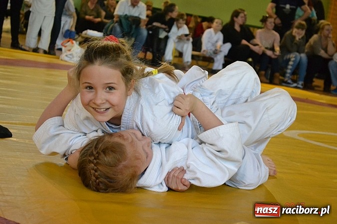 Zdjęcie w galerii na portalu naszraciborz.pl: Dobra passa najmłodszych Łamatorów  wiadomości z regionu